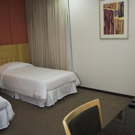 Mercure Curitiba Centro Екстериор снимка