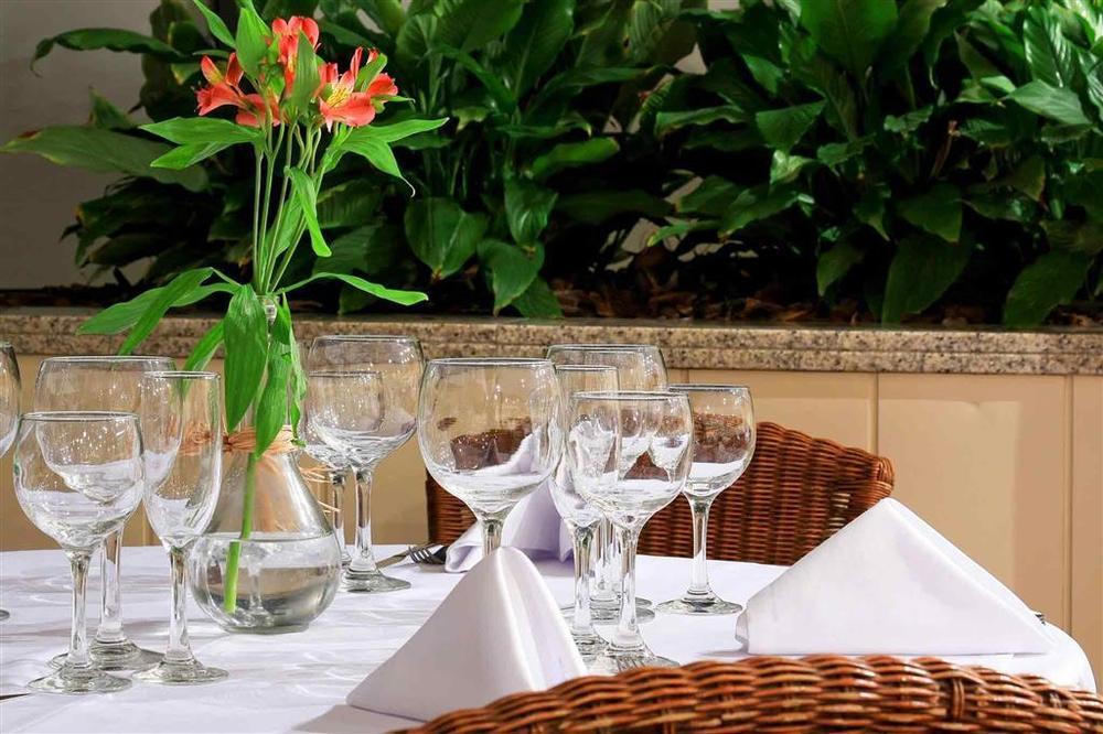 Mercure Curitiba Centro Ресторант снимка