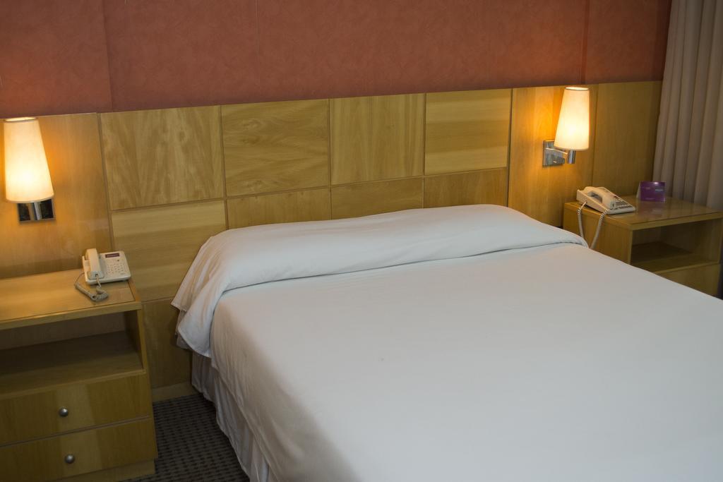 Mercure Curitiba Centro Екстериор снимка