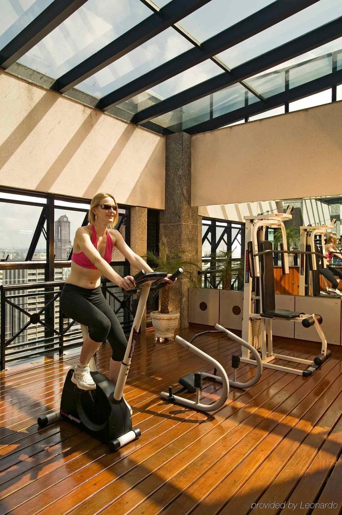 Mercure Curitiba Centro Екстериор снимка